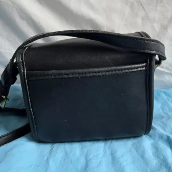 VTG COACH EMMIE FLAP BLACK LEATHER SHOULDER CROSSBODY BAG #9018 - Picture 5 of 9